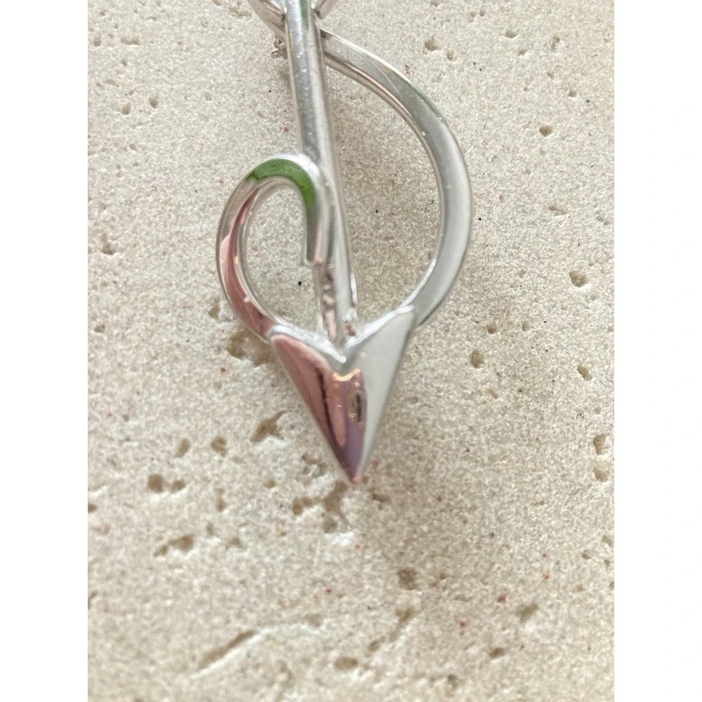 Silver Tone Arrow Brooch Modernist Open Scroll Heart Design Arrow‎ Treble Clef